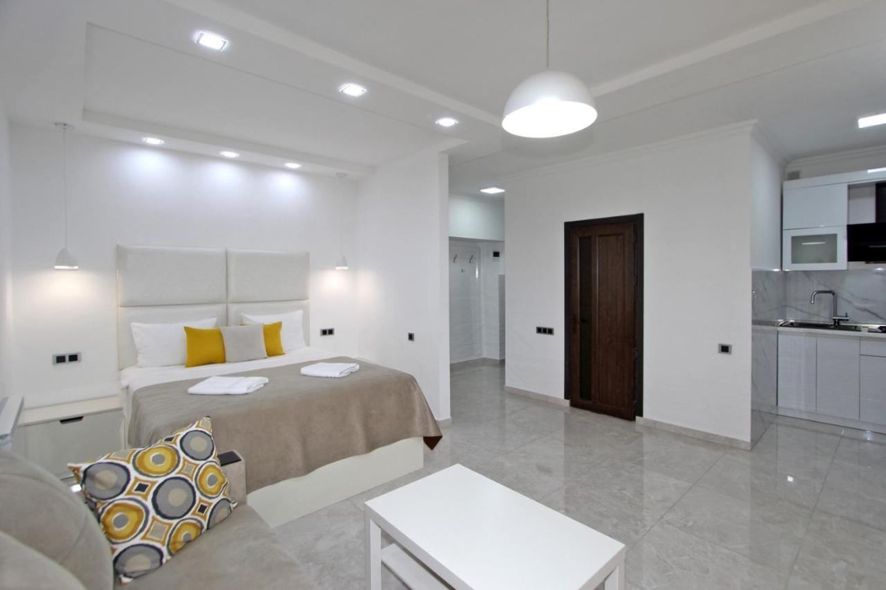Appartment Lux, 2 Bedroom 예레반 외부 사진